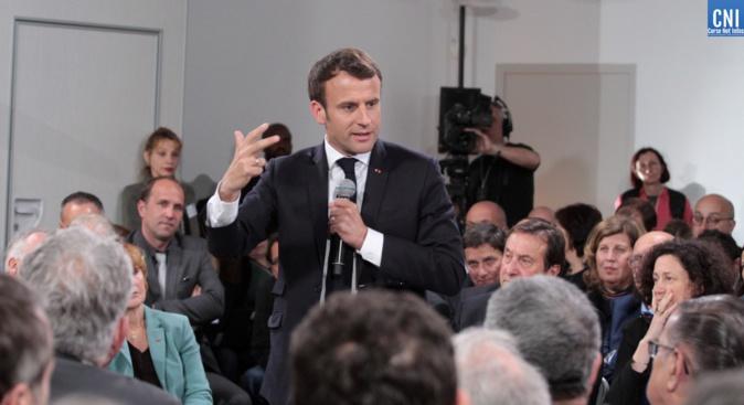 Présidentielle 2022 : Plus de 660 élus, dont 5 maires corses, lancent un appel à soutenir Emmanuel Macron