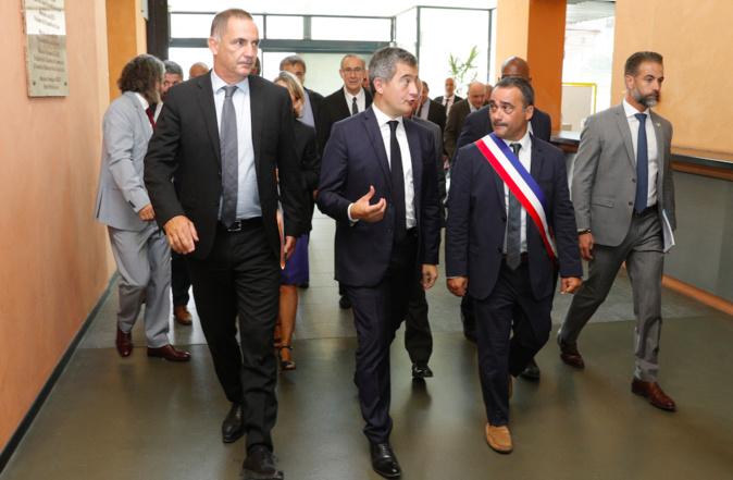 Avant la visite présidentielle, Gérald Darmanin vient prendre le pouls des maires corses 