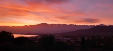 La photo du jour : lever de soleil sur la baie de Calvi 