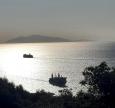 A màghjina : À mezu u mare d'argentu, scorre a vita