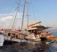 Collision entre deux catamarans à Cargèse : après le sauvetage, le propriétaire confronté à des tentatives de pillage 