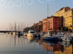 La photo du jour : Les façades colorées du Vieux-Port de Bastia 