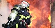 Feu sur le balcon d’un appartement. Une personne incommodée une autre légèrement blessée 