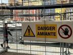 Les travaux de retrait de l'amiante isolent le Vieux Port de Bastia 