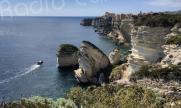 A Bonifacio, la solidité des emblématiques falaises en question